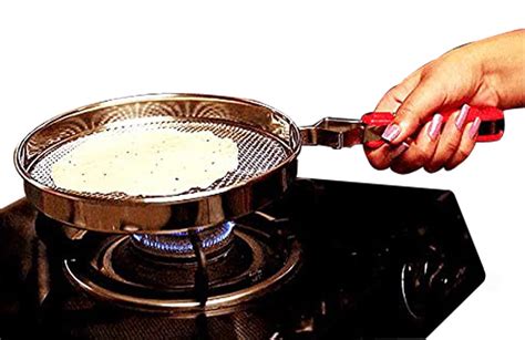 making phulka on gas stove